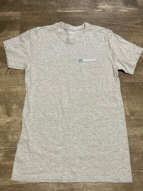 Magellan Outdoors Light Heather Gray Short Sleeve Logo Tee